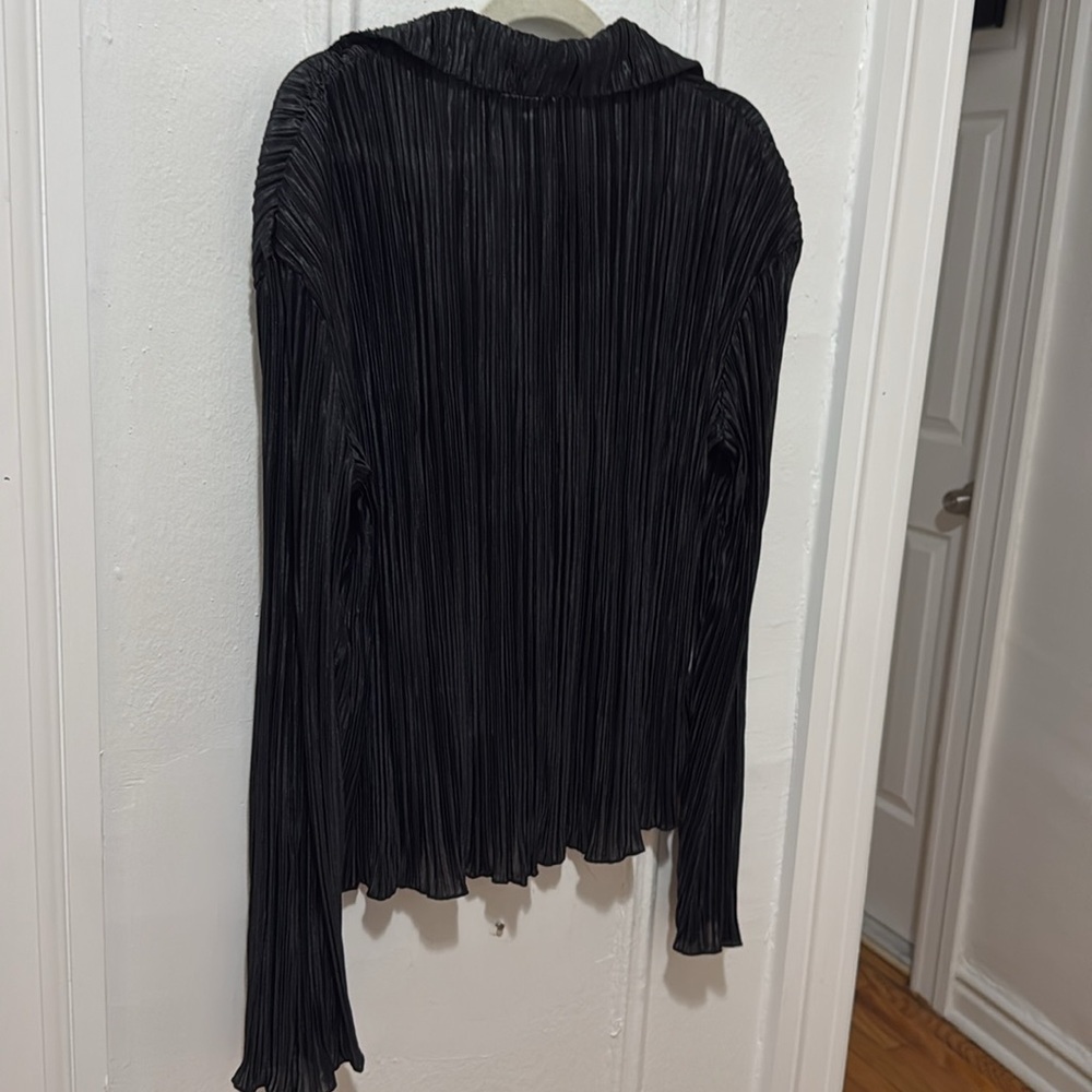 Shein Button down shirt - Picture 2 of 5